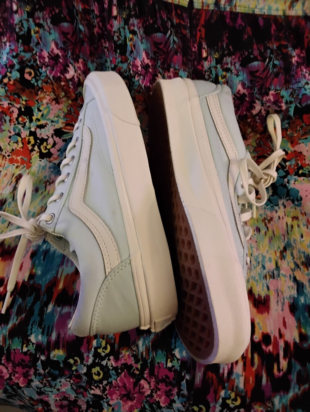 Vans Classic skater Sneakers blue & white Women’s size 7.5 Men's size 6